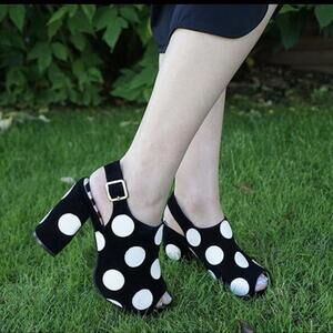 Black white polkadot strap heeled sandals, platform heels shoes Lola Ramona sz 7